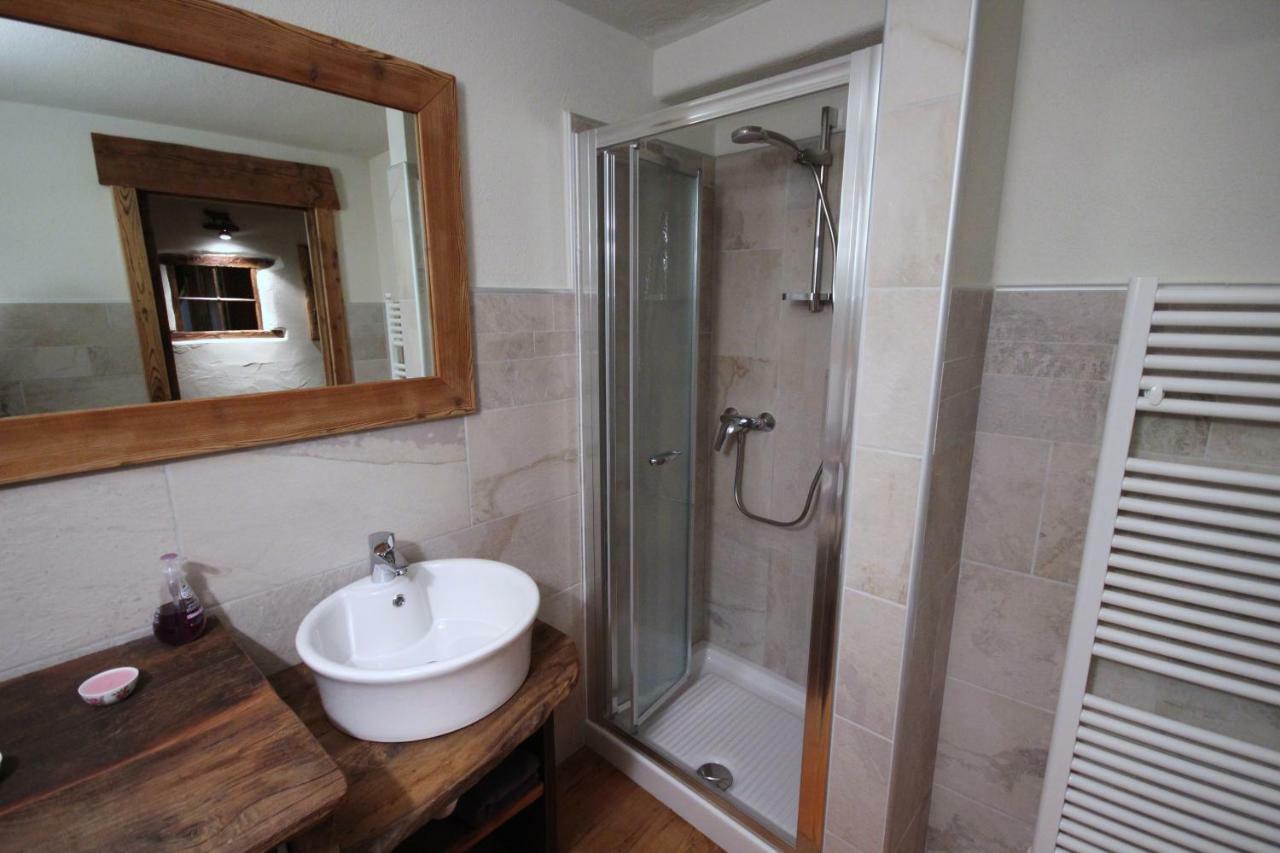 Apartmán Vecchio Fienile Aosta Exteriér fotografie